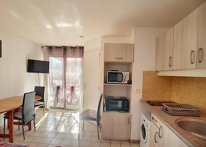 F2 Avec Terrasse, Parking Et Wifi à - Fr-1-451-107 * Lamalou-les-Bains
