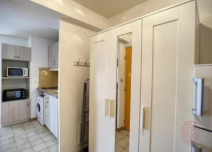 F2 Avec Terrasse, Parking Et Wifi à - Fr-1-451-107 Apartamento Lamalou-les-Bains